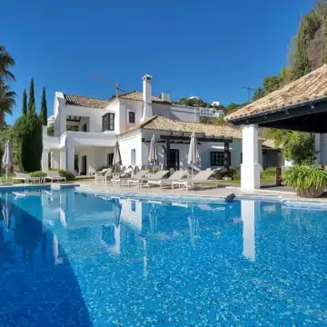 Andalusían-style five bedroom villa with panoramic sea views in Monte Mayor, Benahavís Picture 82