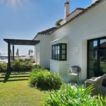 Andalusían-style five bedroom villa with panoramic sea views in Monte Mayor, Benahavís Picture 88