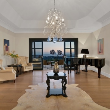 Andalusían-style five bedroom villa with panoramic sea views in Monte Mayor, Benahavís Picture 15