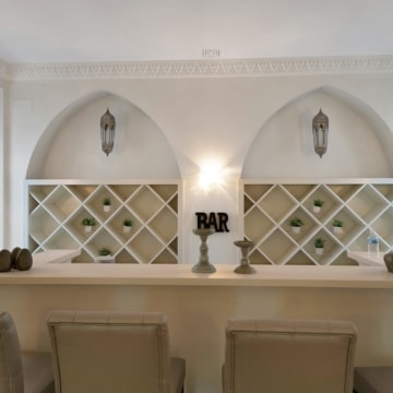 Andalusían-style five bedroom villa with panoramic sea views in Monte Mayor, Benahavís Picture 31