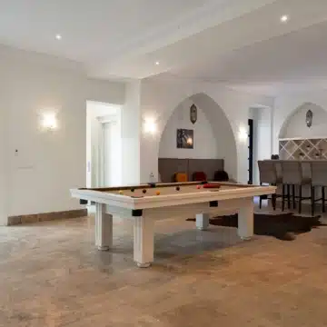 Andalusían-style five bedroom villa with panoramic sea views in Monte Mayor, Benahavís Picture 33