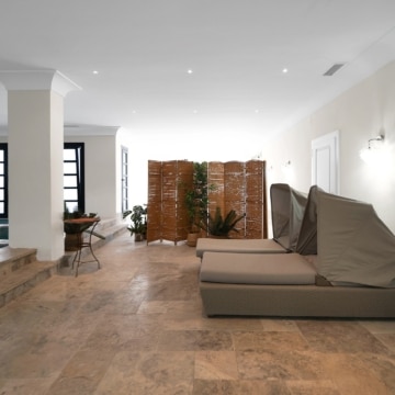 Andalusían-style five bedroom villa with panoramic sea views in Monte Mayor, Benahavís Picture 34