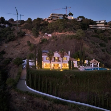 Andalusían-style five bedroom villa with panoramic sea views in Monte Mayor, Benahavís Picture 97