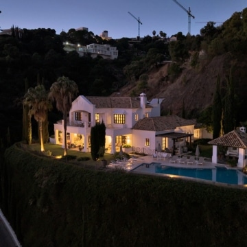 Andalusían-style five bedroom villa with panoramic sea views in Monte Mayor, Benahavís Picture 99