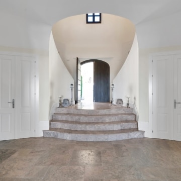 Andalusían-style five bedroom villa with panoramic sea views in Monte Mayor, Benahavís Picture 41