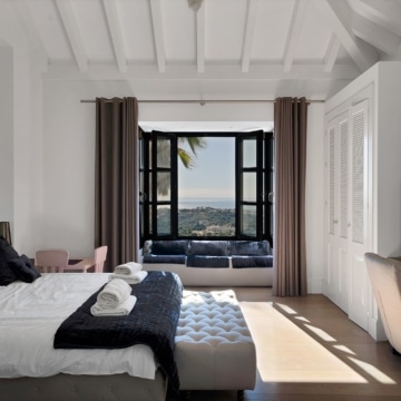 Andalusían-style five bedroom villa with panoramic sea views in Monte Mayor, Benahavís Picture 53