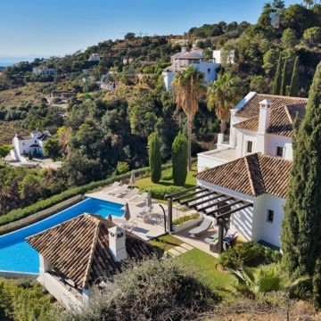 Andalusían-style five bedroom villa with panoramic sea views in Monte Mayor, Benahavís Picture 123