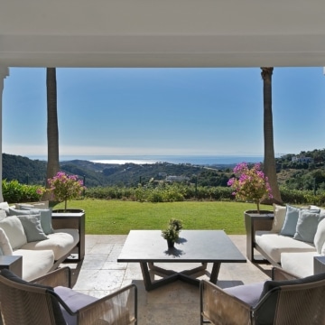 Andalusían-style five bedroom villa with panoramic sea views in Monte Mayor, Benahavís Picture 67