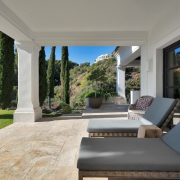 Andalusían-style five bedroom villa with panoramic sea views in Monte Mayor, Benahavís Picture 68