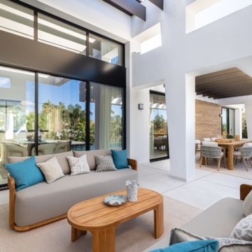 Beautifully designed villa nestled within the exclusive Marein Natura development in Nueva Andalucia, Marbella Picture 5