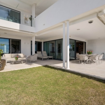 Corner ground floor apartment with panoramic views of the Mediterranean Coast in Palo Alto, Ojen Picture 14
