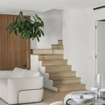Four bedroom duplex in the gated community of Alcores del Golf, Nueva Andalucia Picture 14
