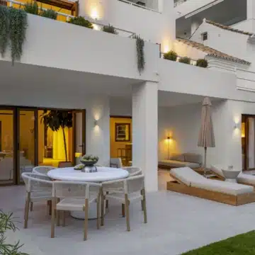 Four bedroom duplex in the gated community of Alcores del Golf, Nueva Andalucia Picture 23