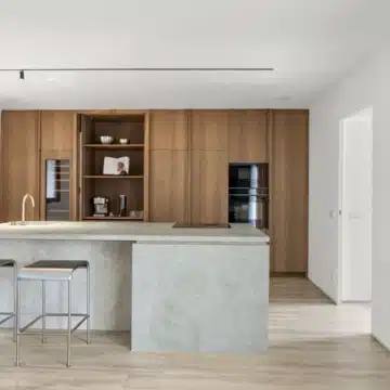 Four bedroom duplex in the gated community of Alcores del Golf, Nueva Andalucia Picture 11
