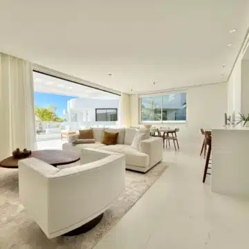 Three bedroom luxury apartment with breathtaking sea views in Plao Alto, Ojen Picture 0