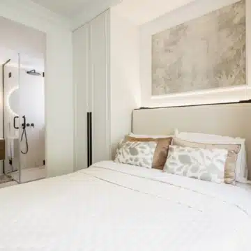 Recently renovated three bedroom penthouse in Altos de la Quinta, Benahavis Picture 11