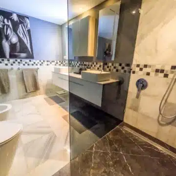 Exceptional penthouse set on the peaceful hills with panoramic views in Monte Halcones, Benahavís Picture 27