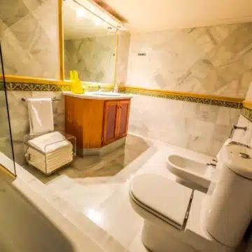 Exceptional penthouse set on the peaceful hills with panoramic views in Monte Halcones, Benahavís Picture 36