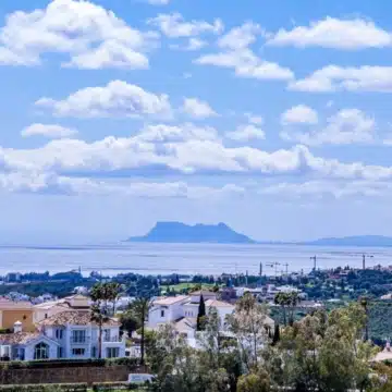 Exceptional penthouse set on the peaceful hills with panoramic views in Monte Halcones, Benahavís Picture 41