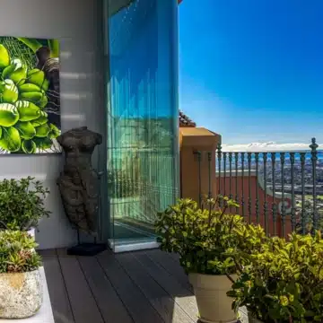 Exceptional penthouse set on the peaceful hills with panoramic views in Monte Halcones, Benahavís Picture 15