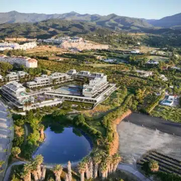 UNELMA – Three bedroom duplex penthouse on the New Golden Mile, Estepona Picture 9