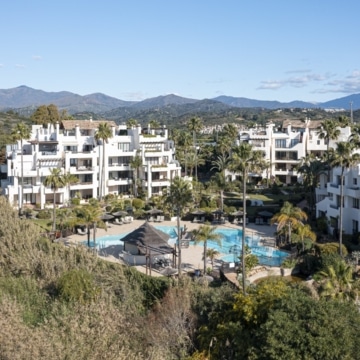 Ground-floor apartment with stunning open views in Bahía del Velerín, Estepona Picture 44