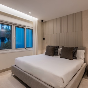 Ground-floor apartment with stunning open views in Bahía del Velerín, Estepona Picture 16