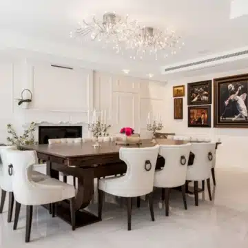 Majestic villa with elegant interiors and inviting outdoor spaces in La Cerquilla, Nueva Andalucia Picture 23