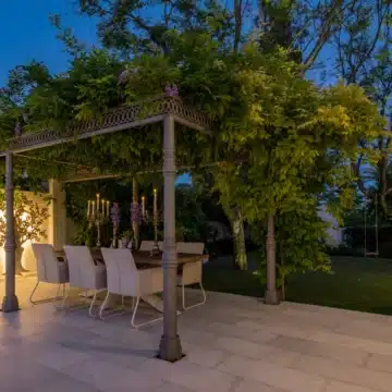 Majestic villa with elegant interiors and inviting outdoor spaces in La Cerquilla, Nueva Andalucia Picture 37