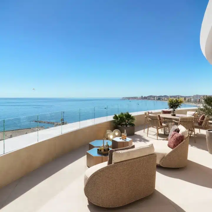 Óleo – Three bedroom penthouse with amazing views in Carvajal, Fuengirola Picture
