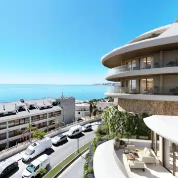 Óleo – Two bedroom apartment with stunning sea views in Carvajal, Fuengirola Picture 1