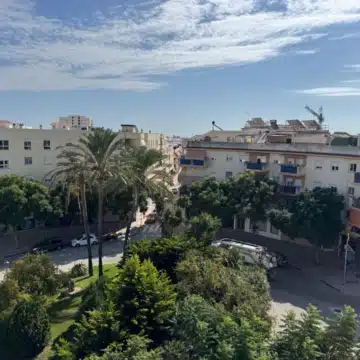 Exceptional 4-bedroom penthouse in the heart of Estepona Center Picture 11