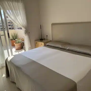 Exceptional 4-bedroom penthouse in the heart of Estepona Center Picture 2