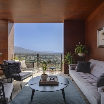 Townhouse with exceptional views within a secure residential setting of El Paraiso Alto, Benahavis Picture 12
