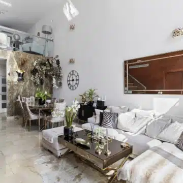 Townhouse with exceptional views within a secure residential setting of El Paraiso Alto, Benahavis Picture 8