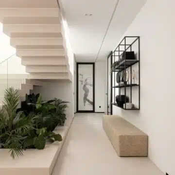 Luxury villa set within the prestigious gated community of El Madroñal, Benahavis Picture 7