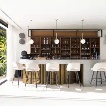 Luxury villa set within the prestigious gated community of El Madroñal, Benahavis Picture 6