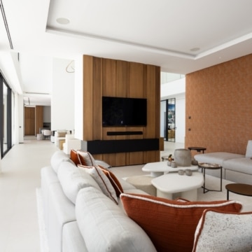 Luxury villa set within the prestigious gated community of El Madroñal, Benahavis Picture 46