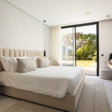 Luxury villa set within the prestigious gated community of El Madroñal, Benahavis Picture 23