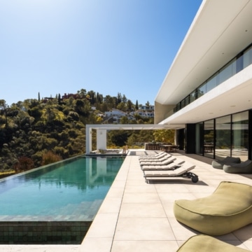 Luxury villa set within the prestigious gated community of El Madroñal, Benahavis Picture 55