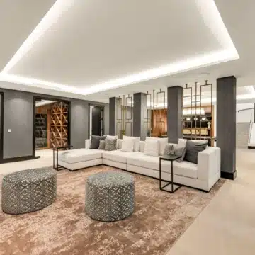 Masterpiece with Panoramic Sea & Golf Views within the exclusive La Resina Golf, Estepona Picture 0