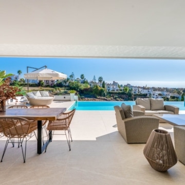 Masterpiece with Panoramic Sea & Golf Views within the exclusive La Resina Golf, Estepona Picture 35