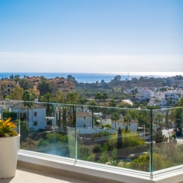 Masterpiece with Panoramic Sea & Golf Views within the exclusive La Resina Golf, Estepona Picture 38