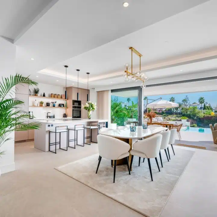 Masterpiece with Panoramic Sea & Golf Views within the exclusive La Resina Golf, Estepona Picture