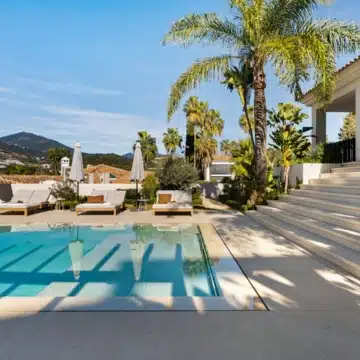 Exceptional villa in the sought-after gated community of Los Naranjos, Nueva Andalucía Picture 6