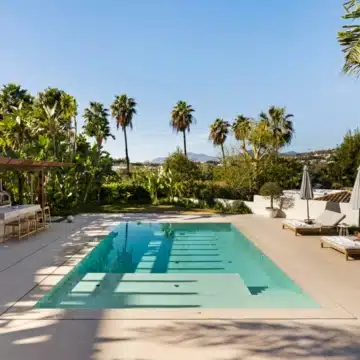 Exceptional villa in the sought-after gated community of Los Naranjos, Nueva Andalucía Picture 29