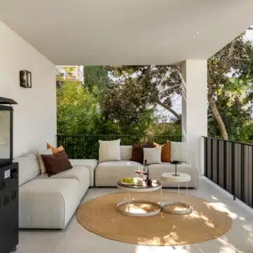 Exceptional villa in the sought-after gated community of Los Naranjos, Nueva Andalucía Picture 5