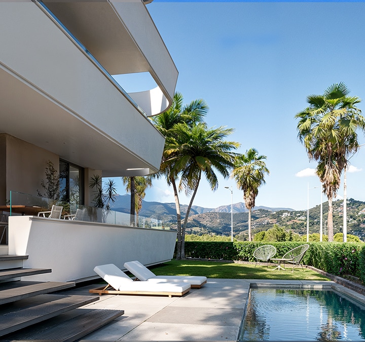 LOOA Estepona – Modern Apartment with large terrace and beautiful views Picture