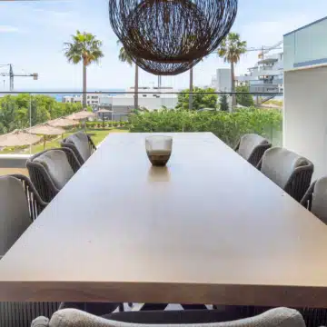 Fully Furnished Luxury 3 Bedroom Apartment with Sea Views & Rental Licence in Las Mesas, Estepona Picture 24