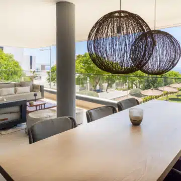 Fully Furnished Luxury 3 Bedroom Apartment with Sea Views & Rental Licence in Las Mesas, Estepona Picture 6